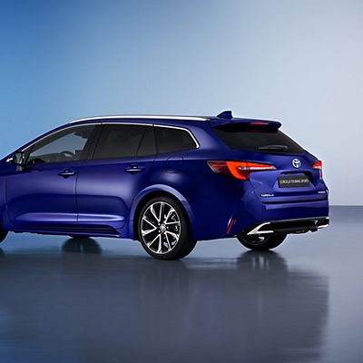 Toyota corolla deals touring hybrid